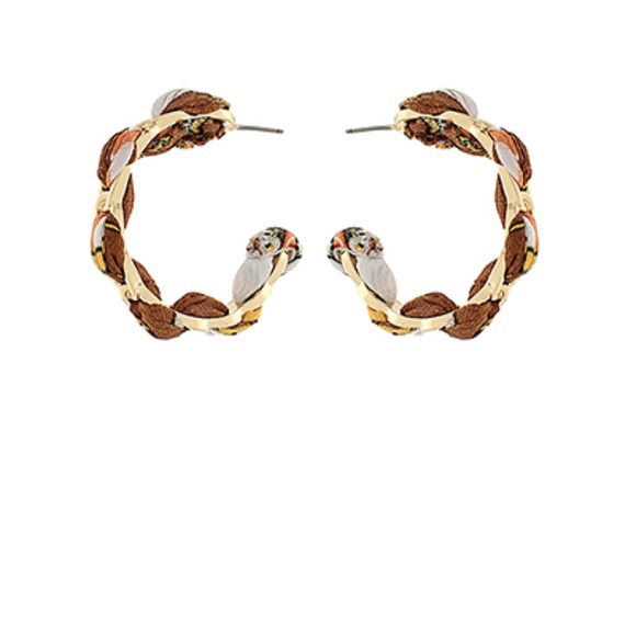 Scarf Fabric Oval Chain Hoops - Picture 5 of 6